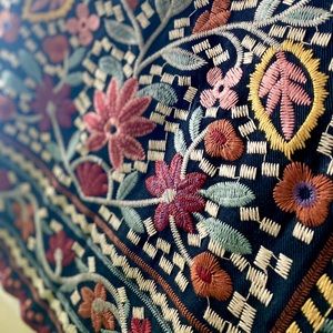 Francescas • Mini Skirt • Embroidered • Size small